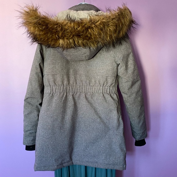 Garage Grey Winter Coat with lots of pockets! - Picture 8 of 8